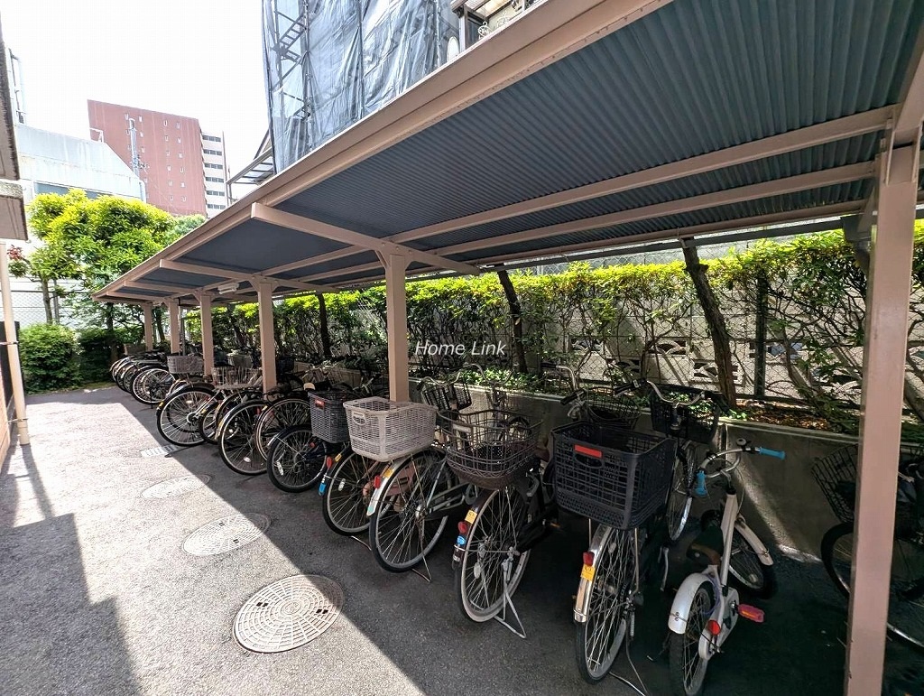 ライオンズマンション志村三丁目　駐輪場